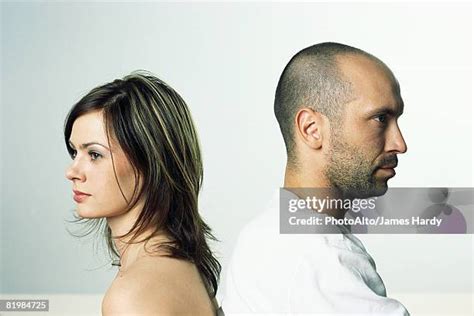 frauen angezogen nackt|8.711 Aktfotos Frau Und Mann Stock Photos, High.